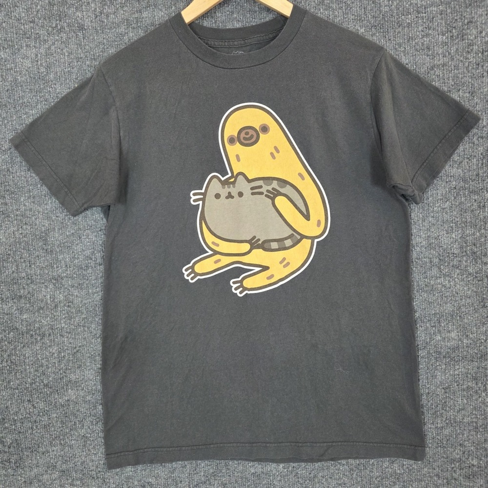 Rare Pusheen The Cat T-Shirt Sloth Hug M Gray Short Sleeve Cute Kawaii